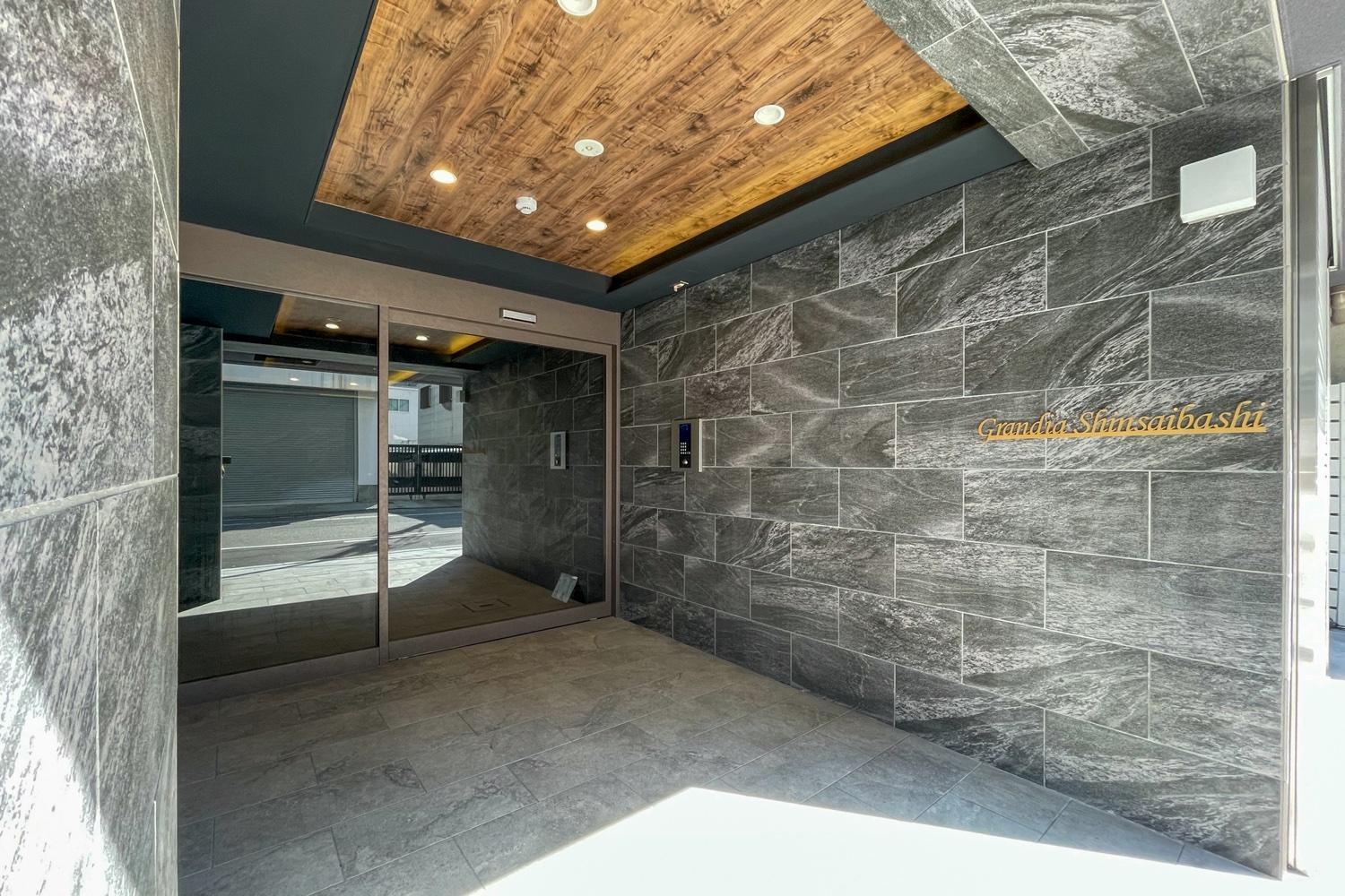 Grandia Shinsaibashi Appartement Osaka Buitenkant foto